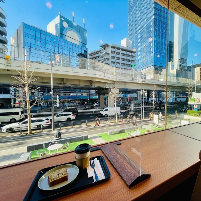 hcmp395657 2629610 768x768